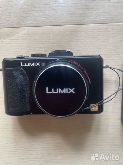 Роскошный фотоаппарат Panasonic Lumix LX5