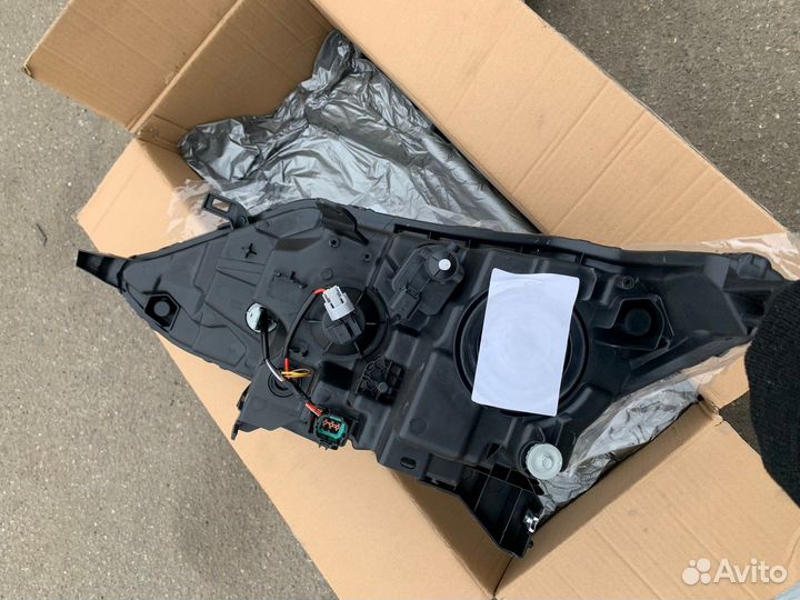 Фара правая Qashqai J11 (галоген)