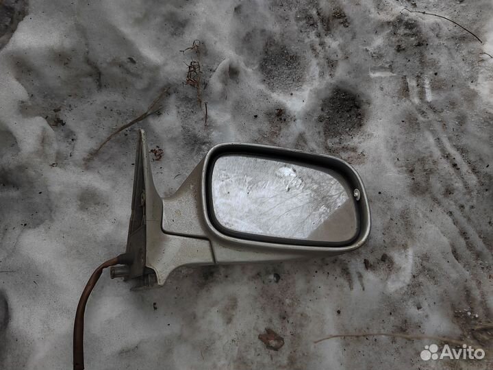 Зеркало правое subaru forester