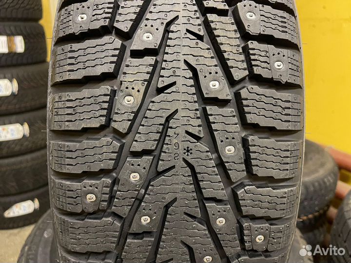 Ikon Tyres Character Ice 7 SUV 255/55 R18 109T