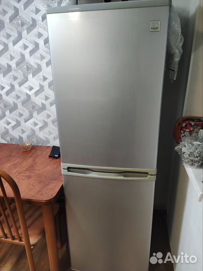 Холодильник