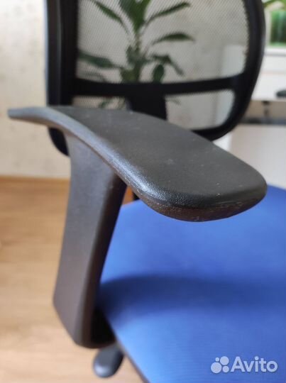 Стул кресло офисный