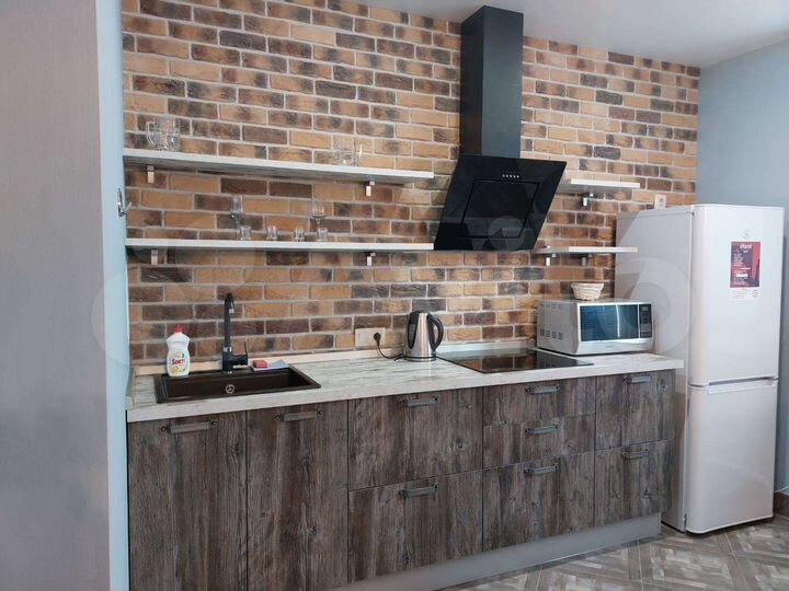 2-к. квартира, 61 м², 7/17 эт.