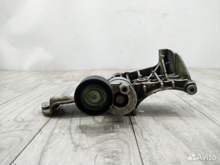 Кронштейн генератора Megane Меган 2