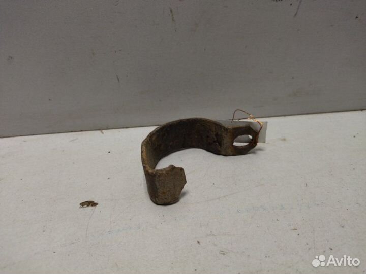 Скоба стабилизатора Audi 80/90 B3 1986-1991