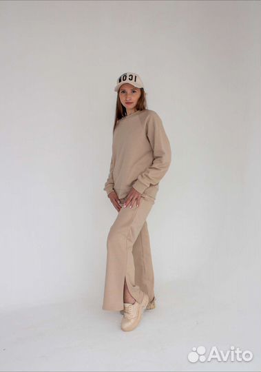 Спортивный костюм для девочки(женский) беж