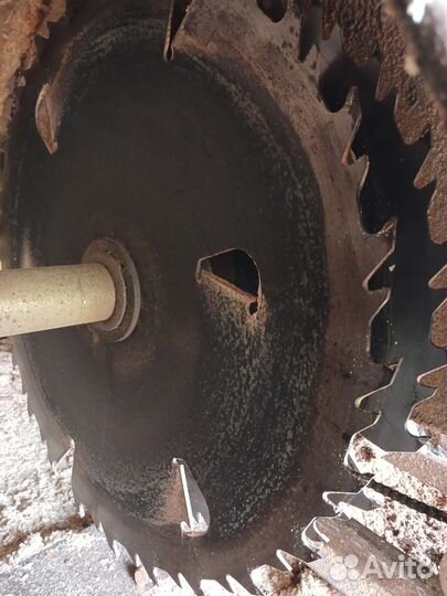 Станок шпалорезный автомат. для переработки бревен