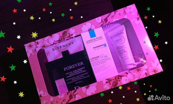 Подарок. Бьюти бокс с косметикой.Пробники