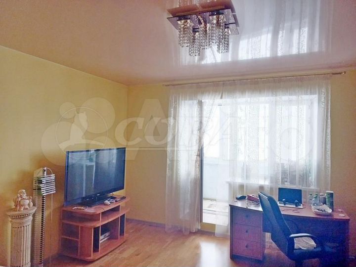 3-к. квартира, 105 м², 3/10 эт.