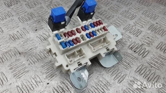 Блок предохранителей nissan murano Z50 (2NN18M102)