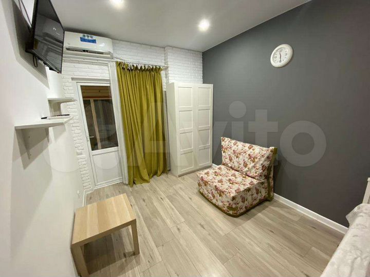 Комната 20 м² в 5-к., 2/2 эт.