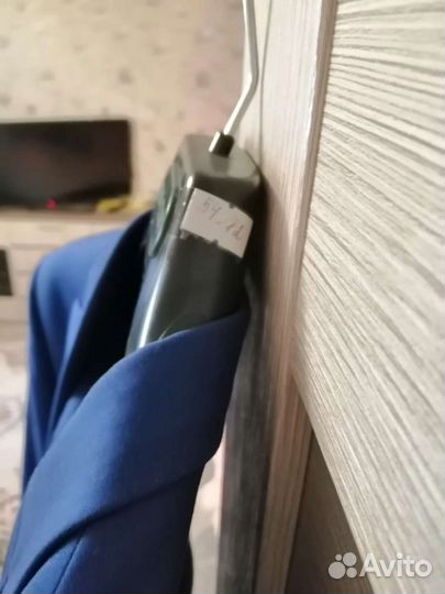 Костюм свадебный