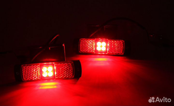Фонарь габаритный красный с кронштейном LED 12/24в