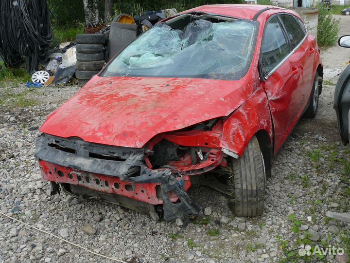 Кузовные запчасти для Ford Focus 3 1,6л АКПП 2014г