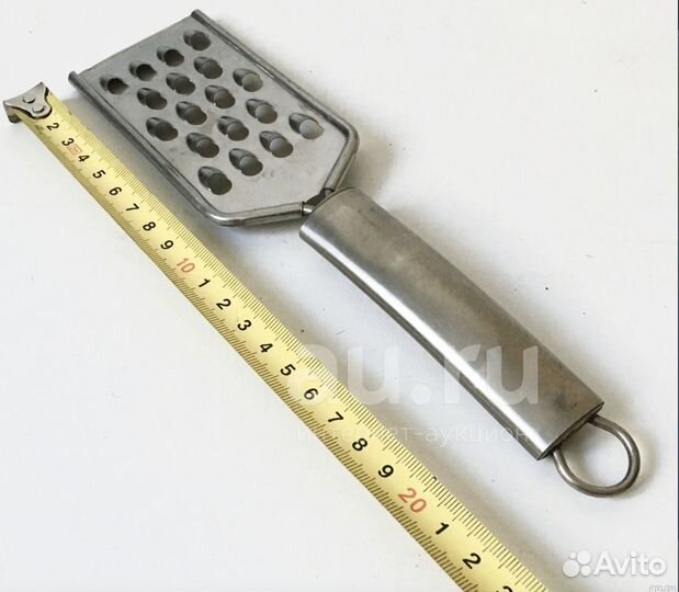 Тёрка Vetta для сыра из нержавеющей стали с ручкой