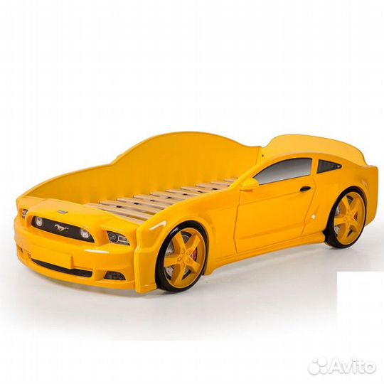 Детская кровать машина