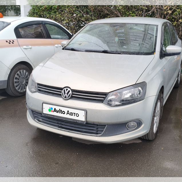 Volkswagen Polo 1.6 AT, 2010, 108 000 км