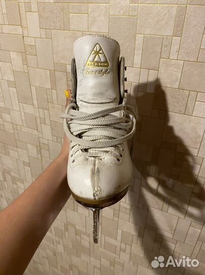 Коньки для фигурного катания