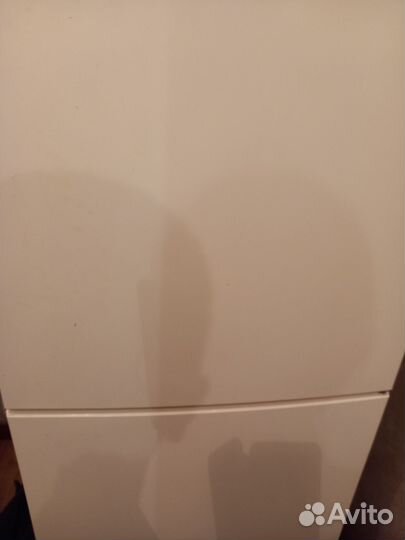 Холодильник Стинол не морозит