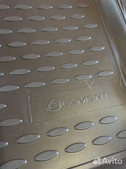 Автомобильные коврики полиуретановые Toyota Auris