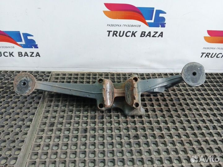 Кронштейн пневморессоры правый Daf XF106