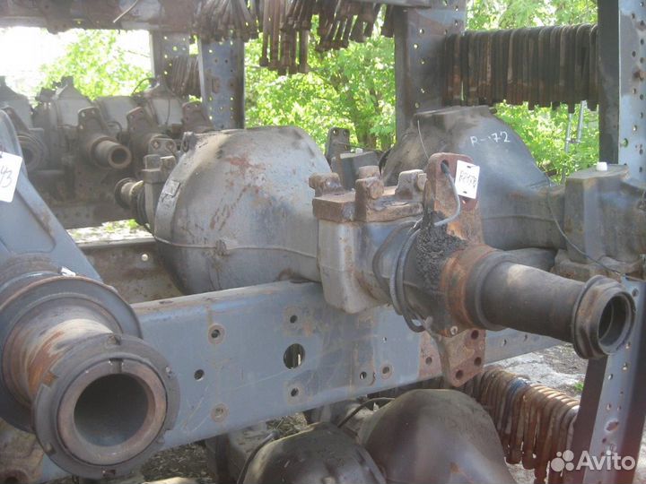 Корпус заднего моста Р1370 5010319898 renault truc