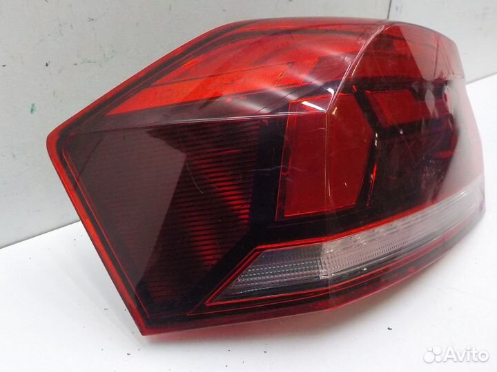 Фонарь задний левый наружный Volkswagen Polo (Sed