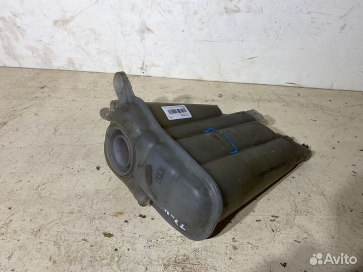 Бачок расширительный Audi A4 B8 2007-2015 седан