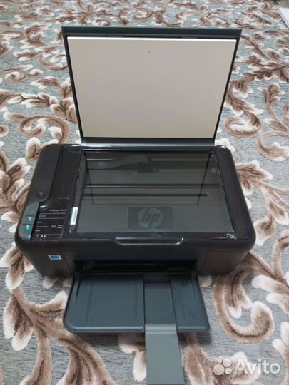 Цветной лазерный принтер HP Deskjet F2423