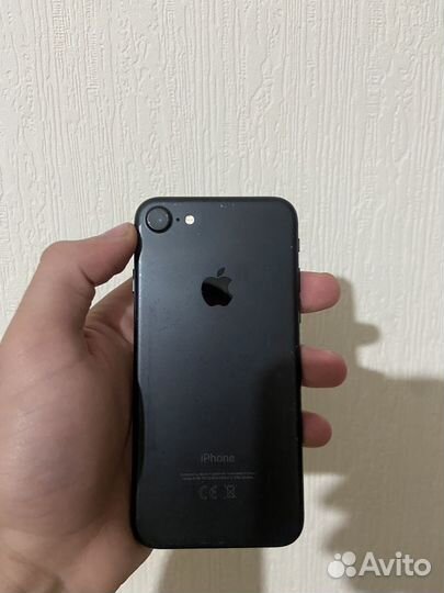 iPhone 7, 32 ГБ