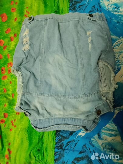 Джинсовая жилетка