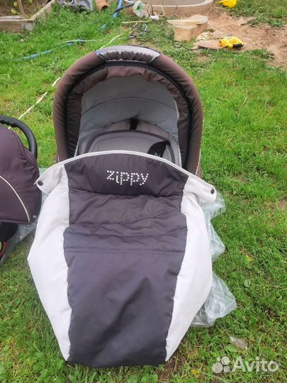 Коляска zippy 3 в 1