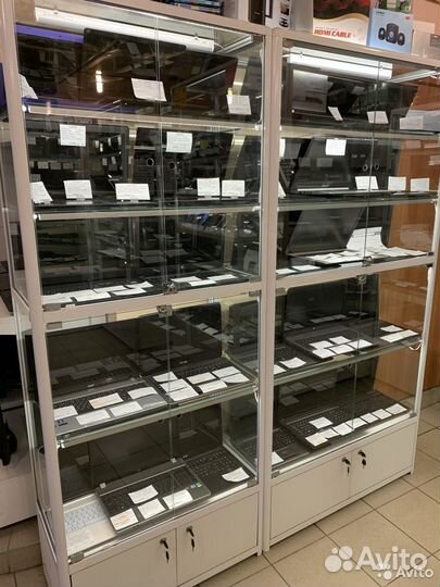 Огромный HP 17.3