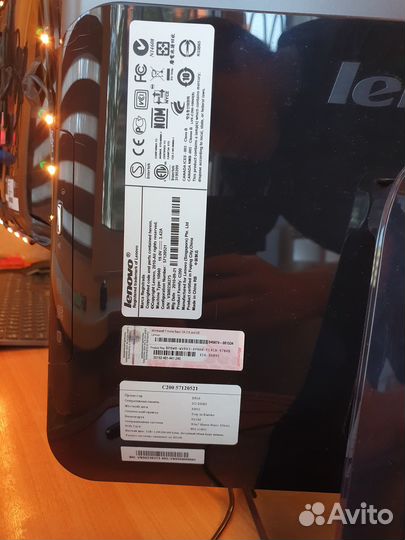 Моноблок Lenovo IdeaCentre c200