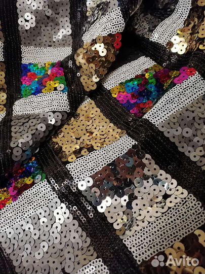 Ткань пайетки на трикотажной сетке. Отрез ткани