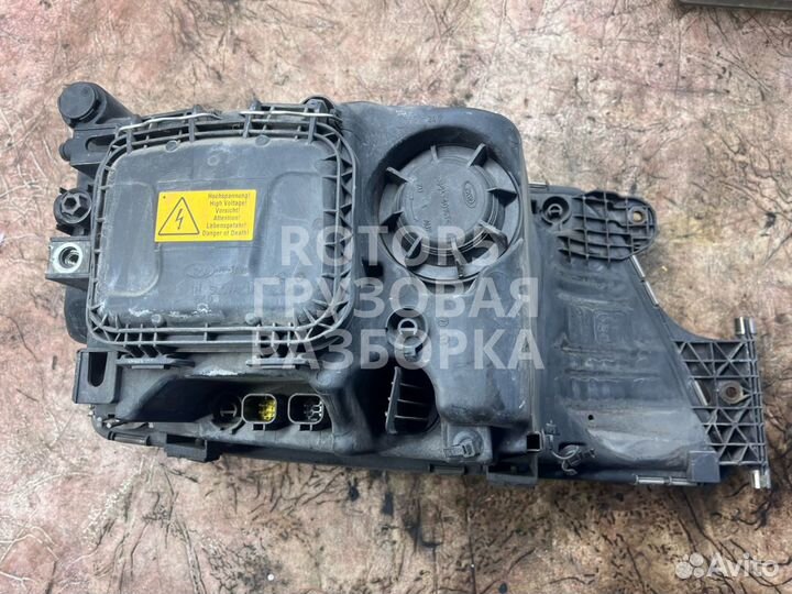 Фара левая MAN TGX 2014 81251016675