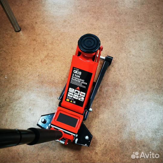 Домкрат Атис двухпоршневой Премиум