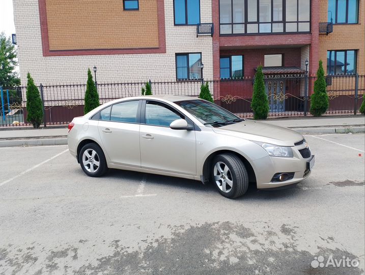 Chevrolet Cruze 1.6 AT, 2012, 235 000 км