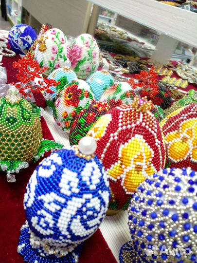 Яйцо сувенирное декоративное