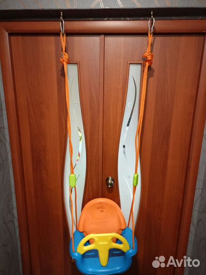 Детская качелька