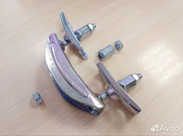 Уравнитель тормозных тросов для тандемной оси при