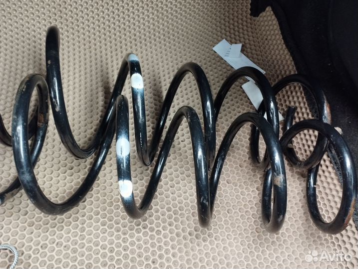Пружины передние Рено Дастер