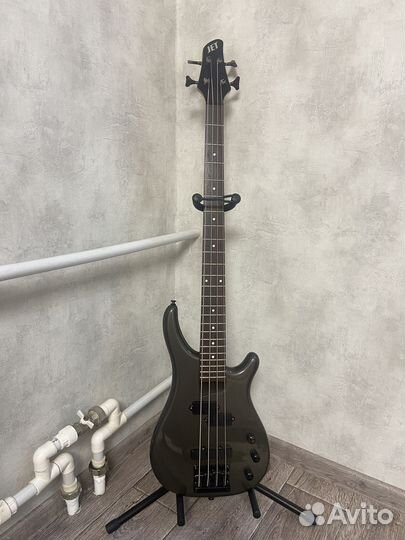 Бас гитара jet usb 490