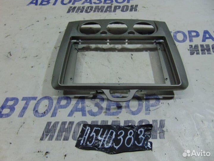 Рамка магнитолы Ford Focus 2 DA 2005-2008