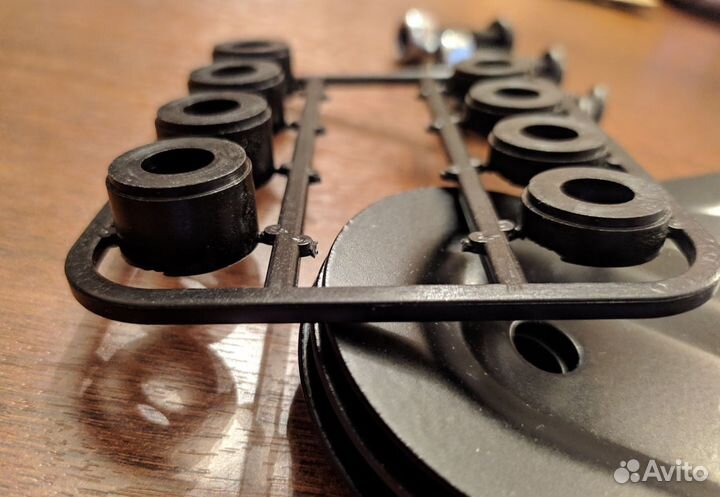 Запчасти от различных тв кронштейнов