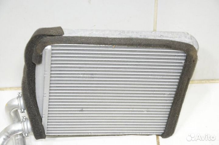 Радиатор печки Land Rover Discovery Sport L550 2.2