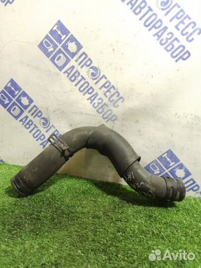 Патрубок системы охлаждения Hyundai Tucson хэтчбек