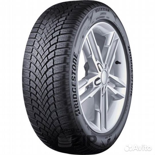 Bridgestone Blizzak LM-005 215/55 R17 98V