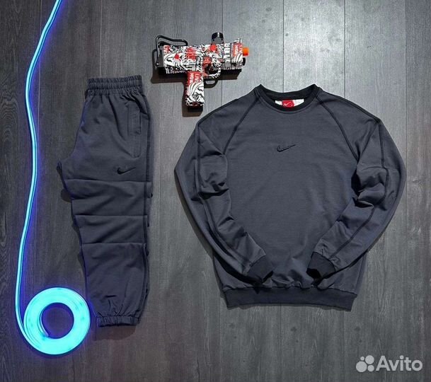 Костюм новый