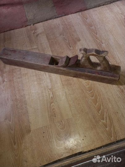 Большой старинный рубанок, солонка